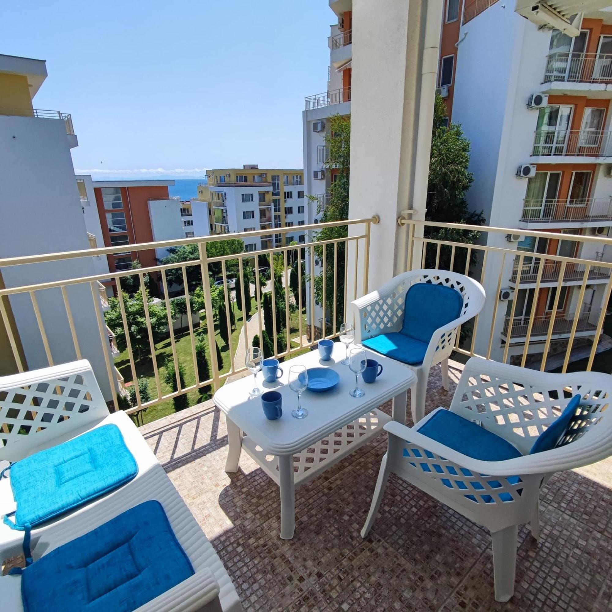 Grand Resort - Imperial Crown Fort Club - Prestige Apartments Elenite Room photo